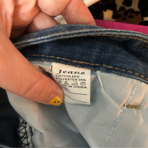 Jean Shorts - Picture 6 of 9